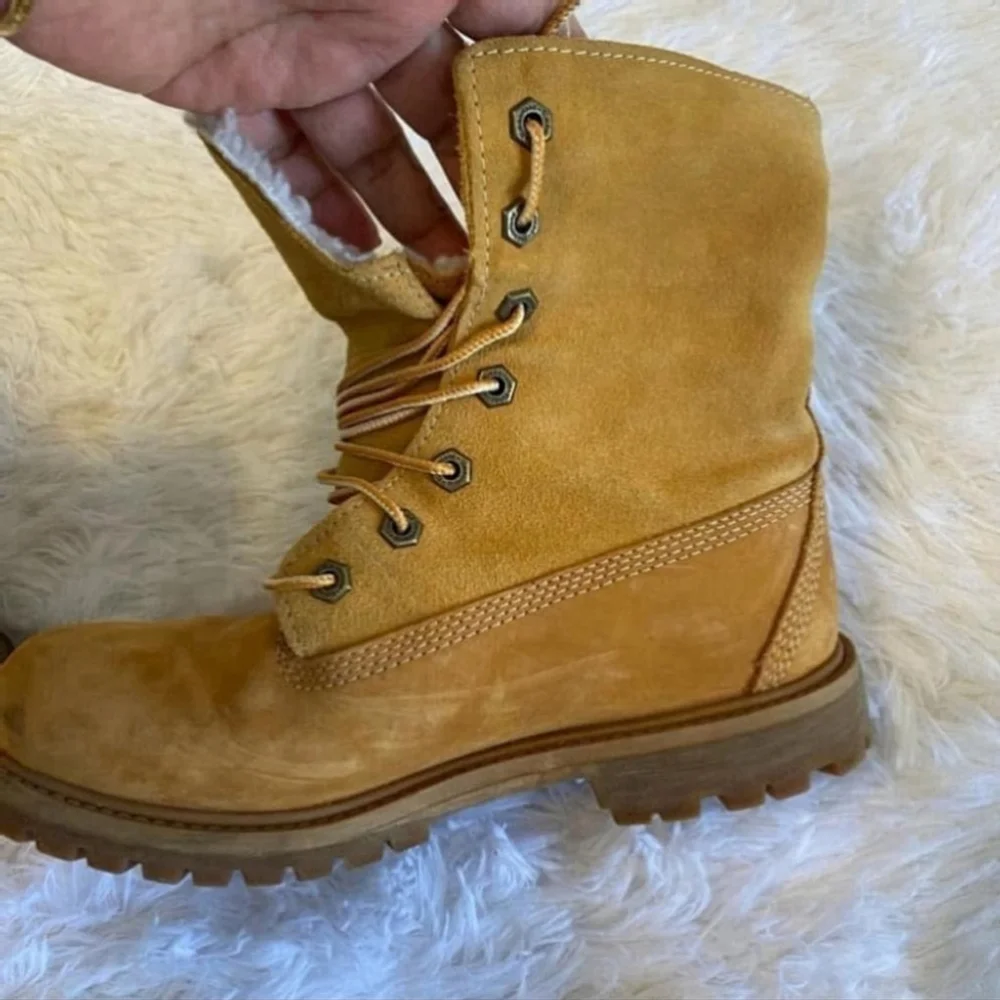 TIMBERLAND workboot fur lined fold down waterproof ankle size 6 1/2